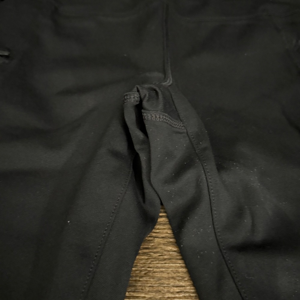 Carhartt Black Leggings with Cargo Pockets and Zipper Pocket - Size Small - Picture 7 of 13